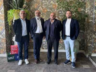 1745927780_IAS_G__rsel_1